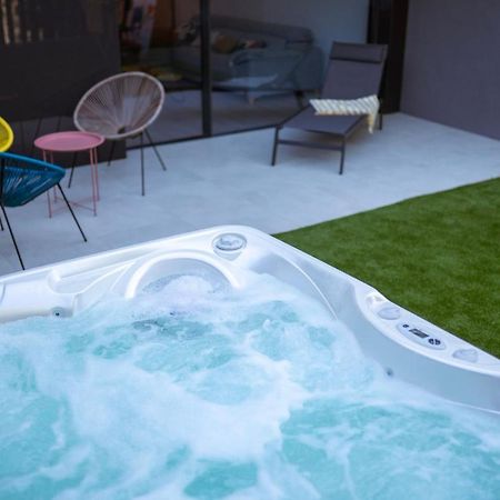 Casa De Nero - Premium House With Jacuzzi Next To Golf Course Villa Caleta De Velez Buitenkant foto