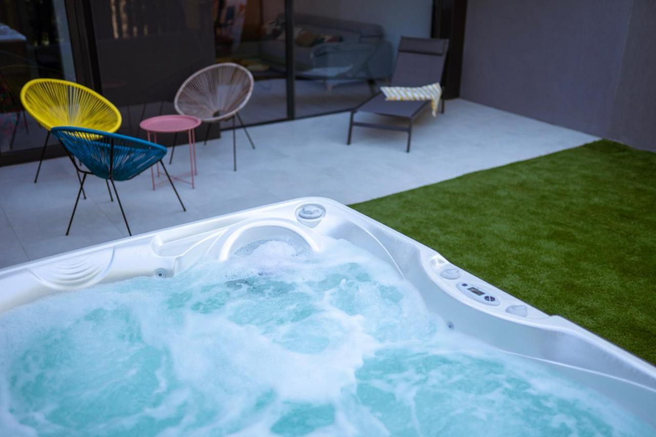 Casa De Nero - Premium House With Jacuzzi Next To Golf Course Villa Caleta De Velez Buitenkant foto